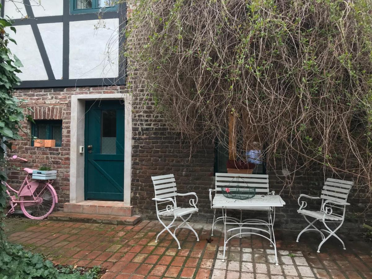 Der Birkenhof - Birch Court Dusseldorf